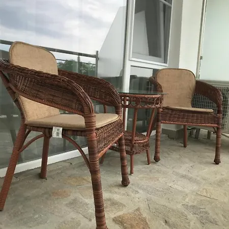 Ancient Well Semesteranläggning (resort)