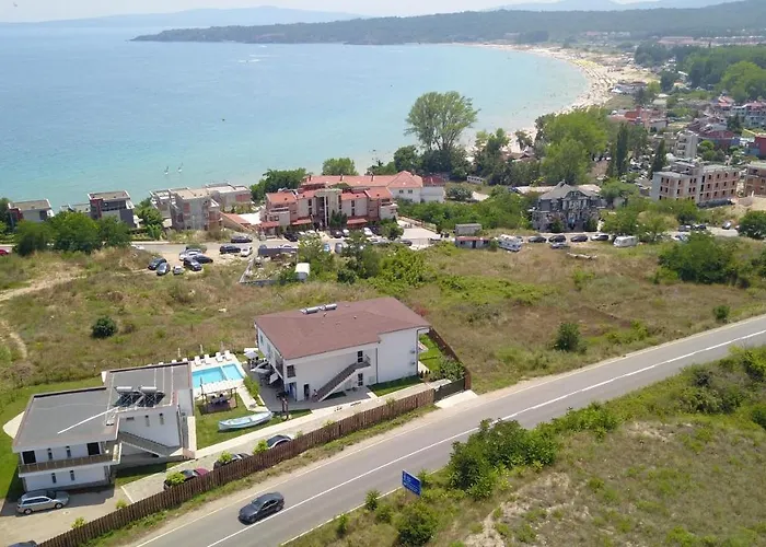 Ancient Well 度假村 *